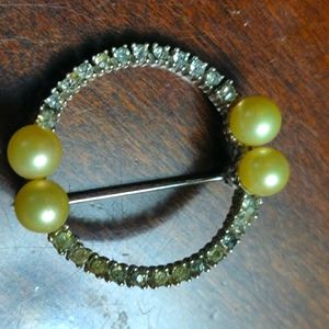 Circle Brooch with Pearls